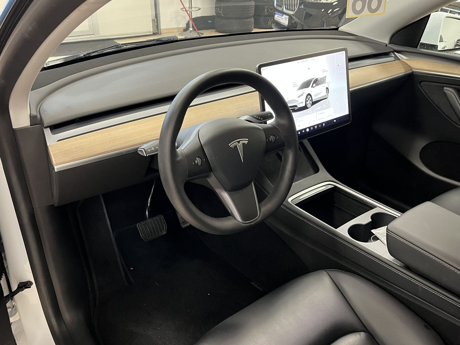 Tesla Model Y Maximale Reichweite Dual AWD ACC Pano  foto 14