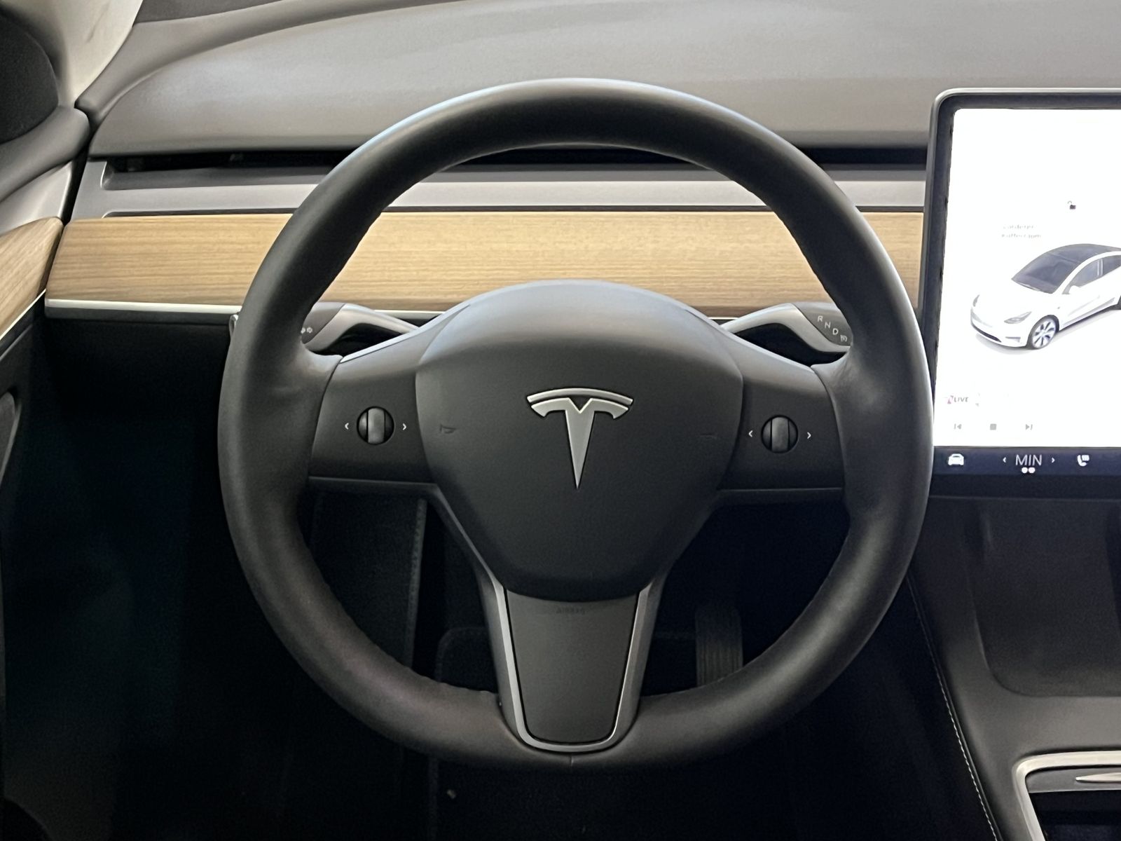 Tesla Model Y Maximale Reichweite Dual AWD ACC Pano  foto 15