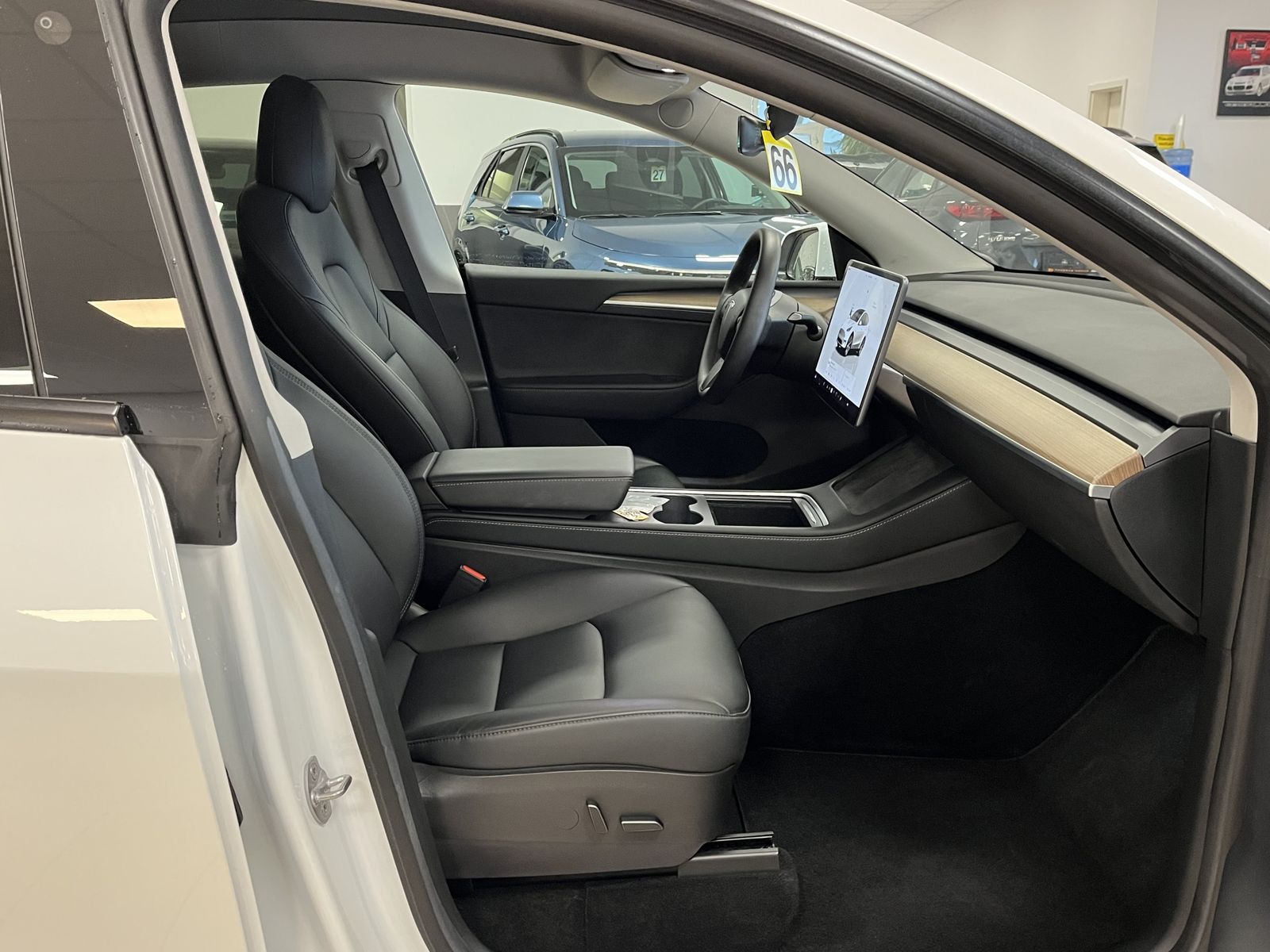 Tesla Model Y Maximale Reichweite Dual AWD ACC Pano  foto 17