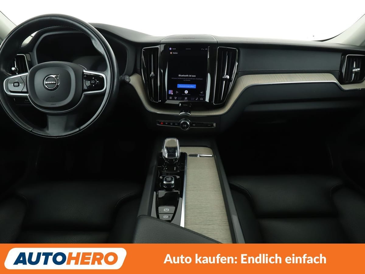 Volvo XC60 2.0 B5 Diesel Inscription AWD Aut. NAVI LED foto 12