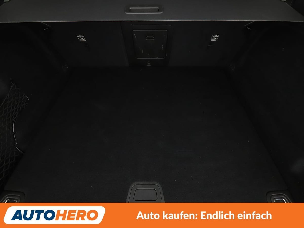 Volvo XC60 2.0 B5 Diesel Inscription AWD Aut. NAVI LED foto 18