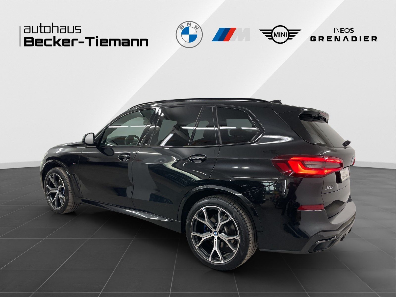 BMW X5 xDrive30d A M Sportpaket AHK Panoramadach Kom foto 4
