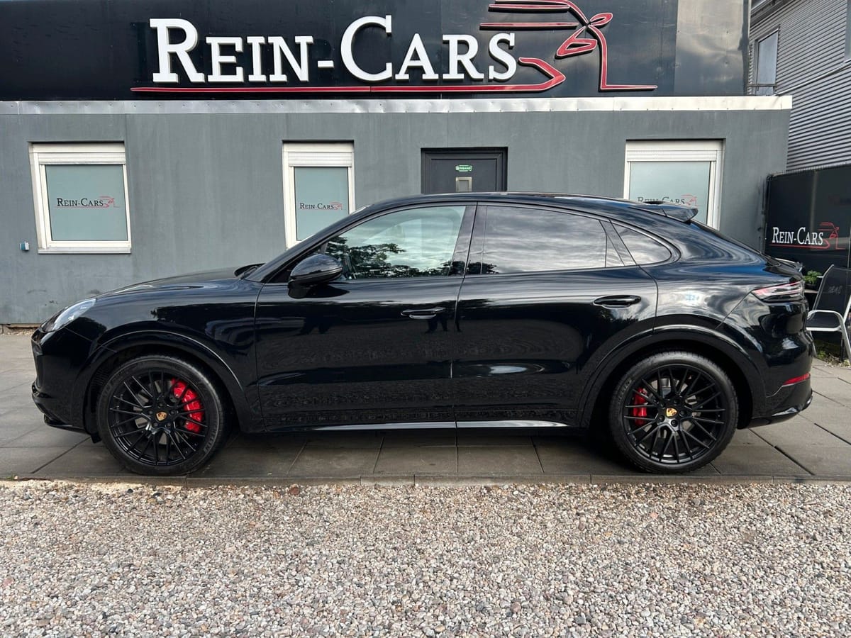 Porsche Cayenne Coupe V8 GTS PANO CHRONO ALCNTR ACC SOFT foto 3