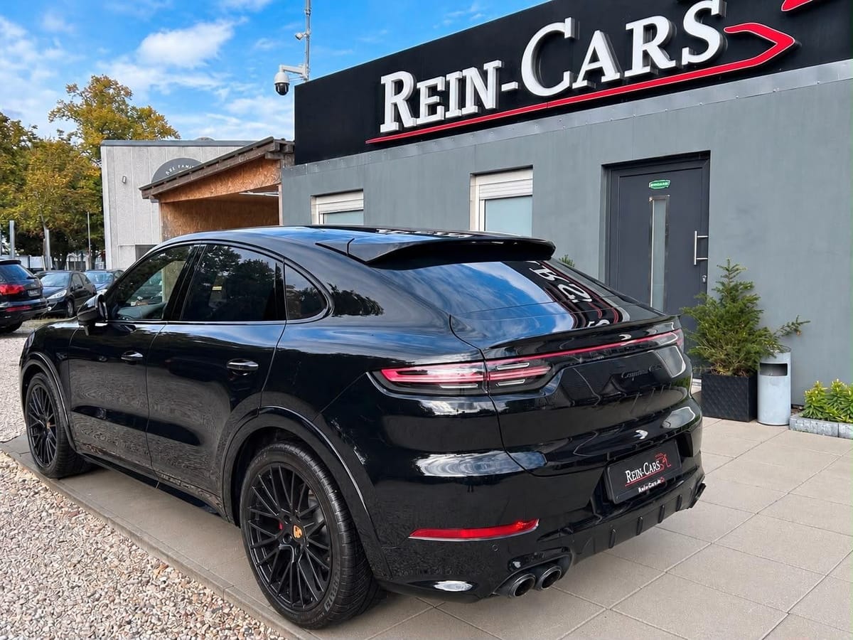 Porsche Cayenne Coupe V8 GTS PANO CHRONO ALCNTR ACC SOFT foto 4