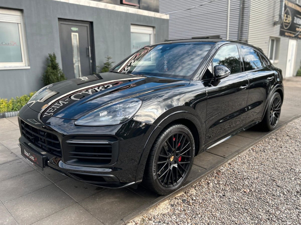 Porsche Cayenne Coupe V8 GTS PANO CHRONO ALCNTR ACC SOFT foto 5