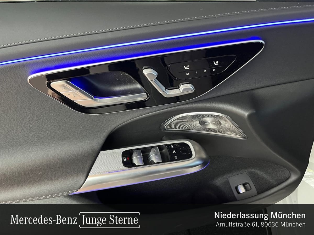 Mercedes-Benz E 300 T de 4M AMG/PREM./NIGHT/LEDER/20"/ASSISTSY foto 17
