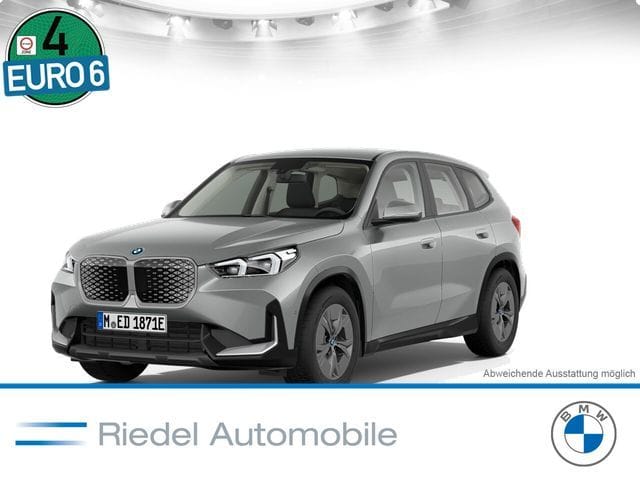 BMW iX1 eDrive20 AHK Komfortzugang Sitzhzg. Vorn