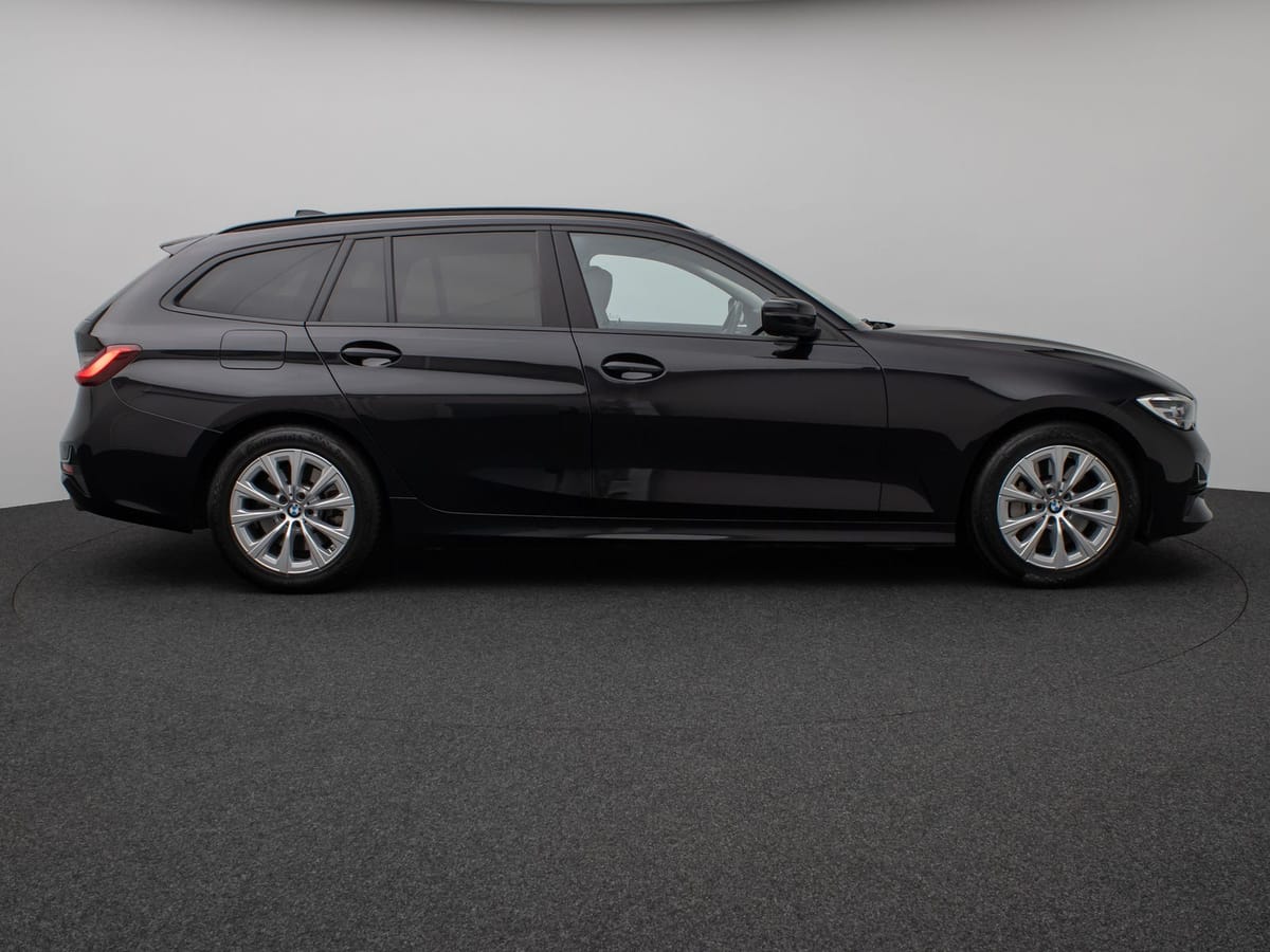 BMW 330i Panorama Komfort Leder Sportsitz Stop&Go foto 5