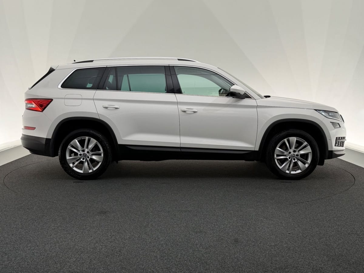 Skoda Kodiaq 2.0 TSI 4x4*STYLE*LED-ACC-MEMO-KESSY-LHZ foto 8
