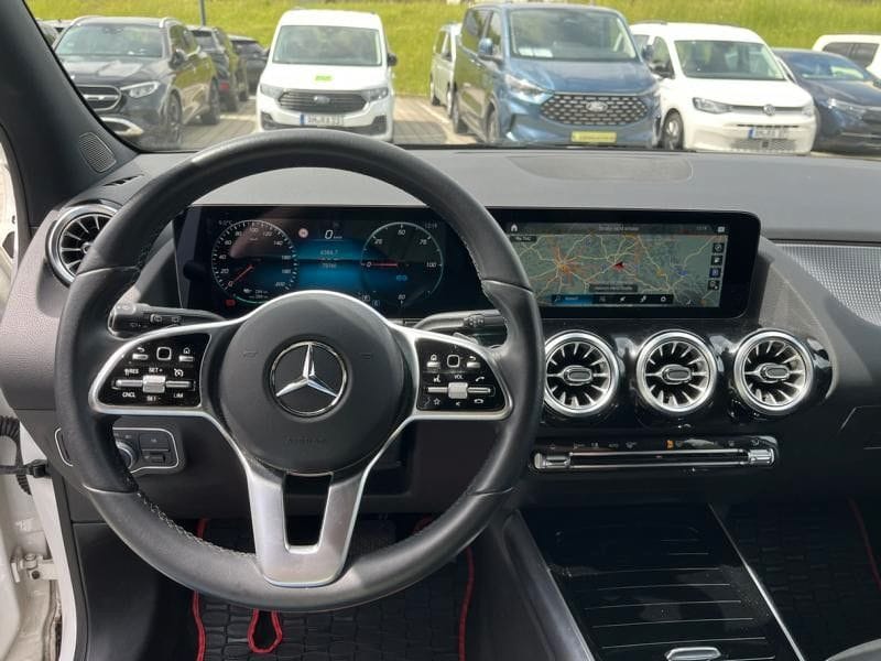 Mercedes-Benz EQA 300 4Matic NAVI+LED+KAMERA+FULL-SERVICE foto 11