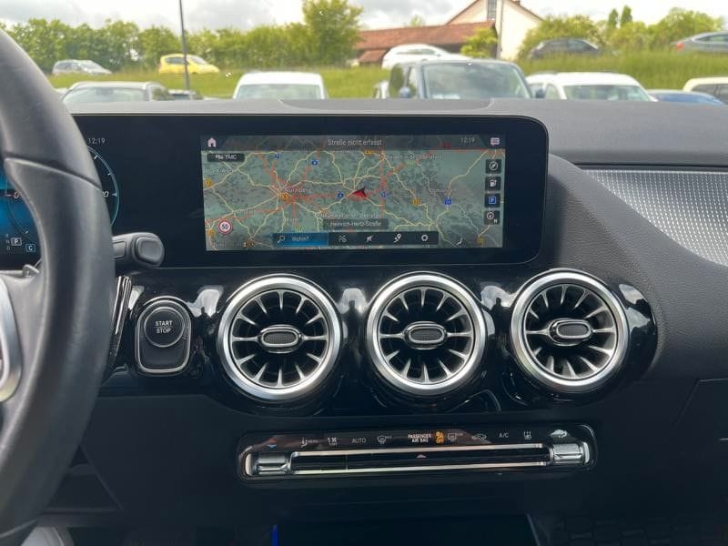 Mercedes-Benz EQA 300 4Matic NAVI+LED+KAMERA+FULL-SERVICE foto 12