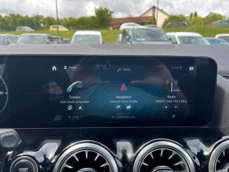Mercedes-Benz EQA 300 4Matic NAVI+LED+KAMERA+FULL-SERVICE foto 15