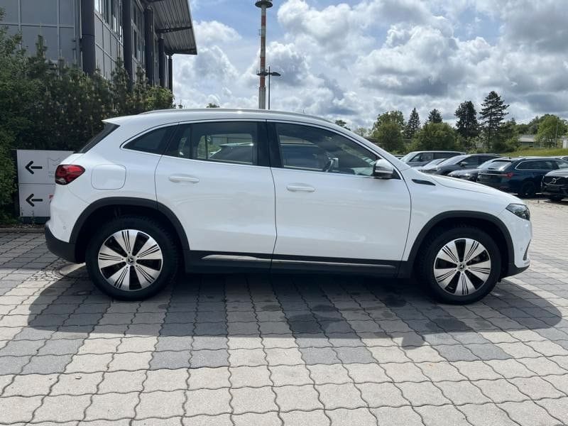 Mercedes-Benz EQA 300 4Matic NAVI+LED+KAMERA+FULL-SERVICE foto 4