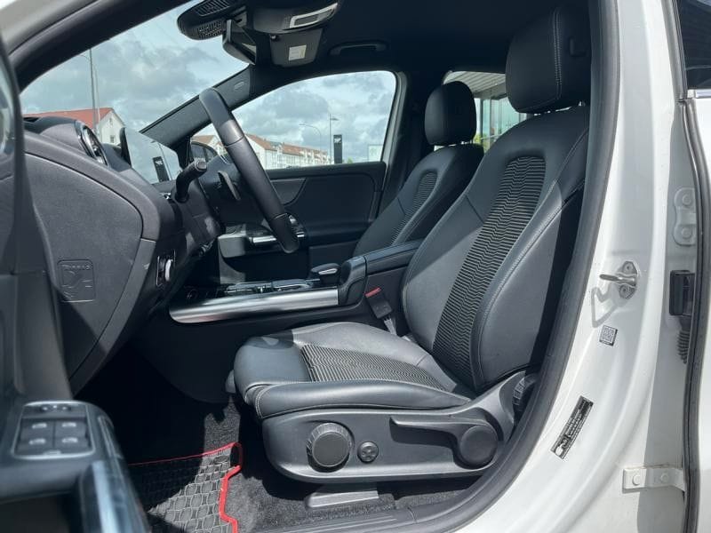 Mercedes-Benz EQA 300 4Matic NAVI+LED+KAMERA+FULL-SERVICE foto 9