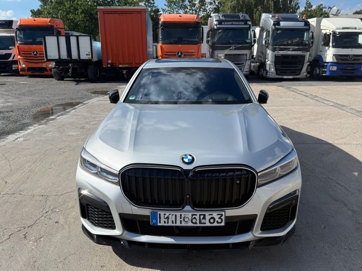 BMW 750d L xDrive Laser Kamera Pano ACC TV MGE foto 2