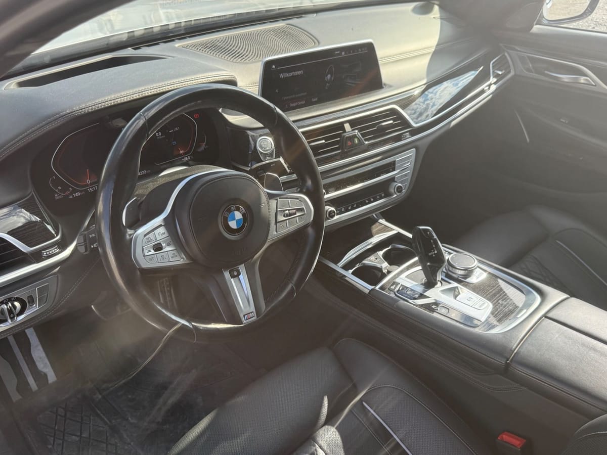 BMW 750d L xDrive Laser Kamera Pano ACC TV MGE foto 13