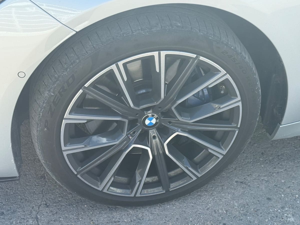 BMW 750d L xDrive Laser Kamera Pano ACC TV MGE foto 20