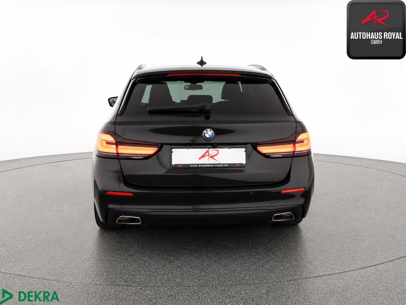 BMW 520 d T ACC KAMERA CARPLAY TOTWINKEL SPURHALTE foto 4