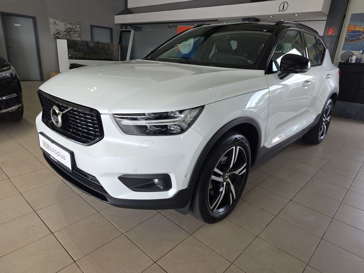 Volvo XC40 B4 R-Design ACC Leder 360° H K LED Memory