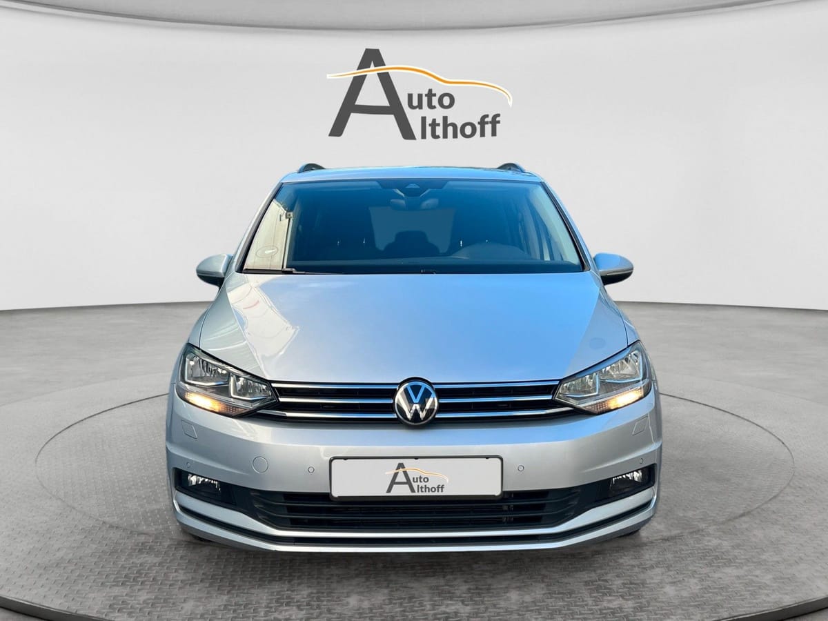 Volkswagen Touran 1.5TSI DSG 7 SITZE APP ACC LED SHZ ASSIST foto 2