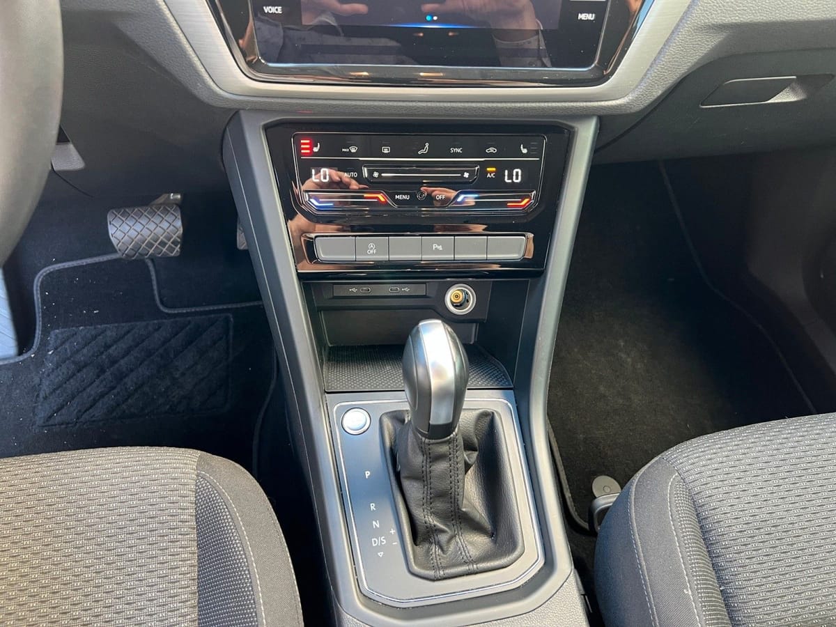 Volkswagen Touran 1.5TSI DSG 7 SITZE APP ACC LED SHZ ASSIST foto 13