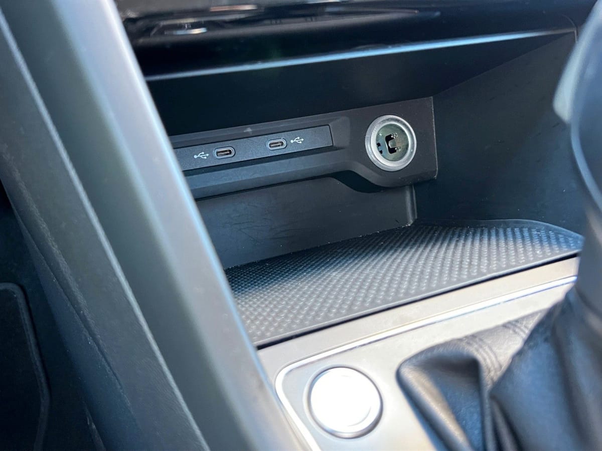 Volkswagen Touran 1.5TSI DSG 7 SITZE APP ACC LED SHZ ASSIST foto 14