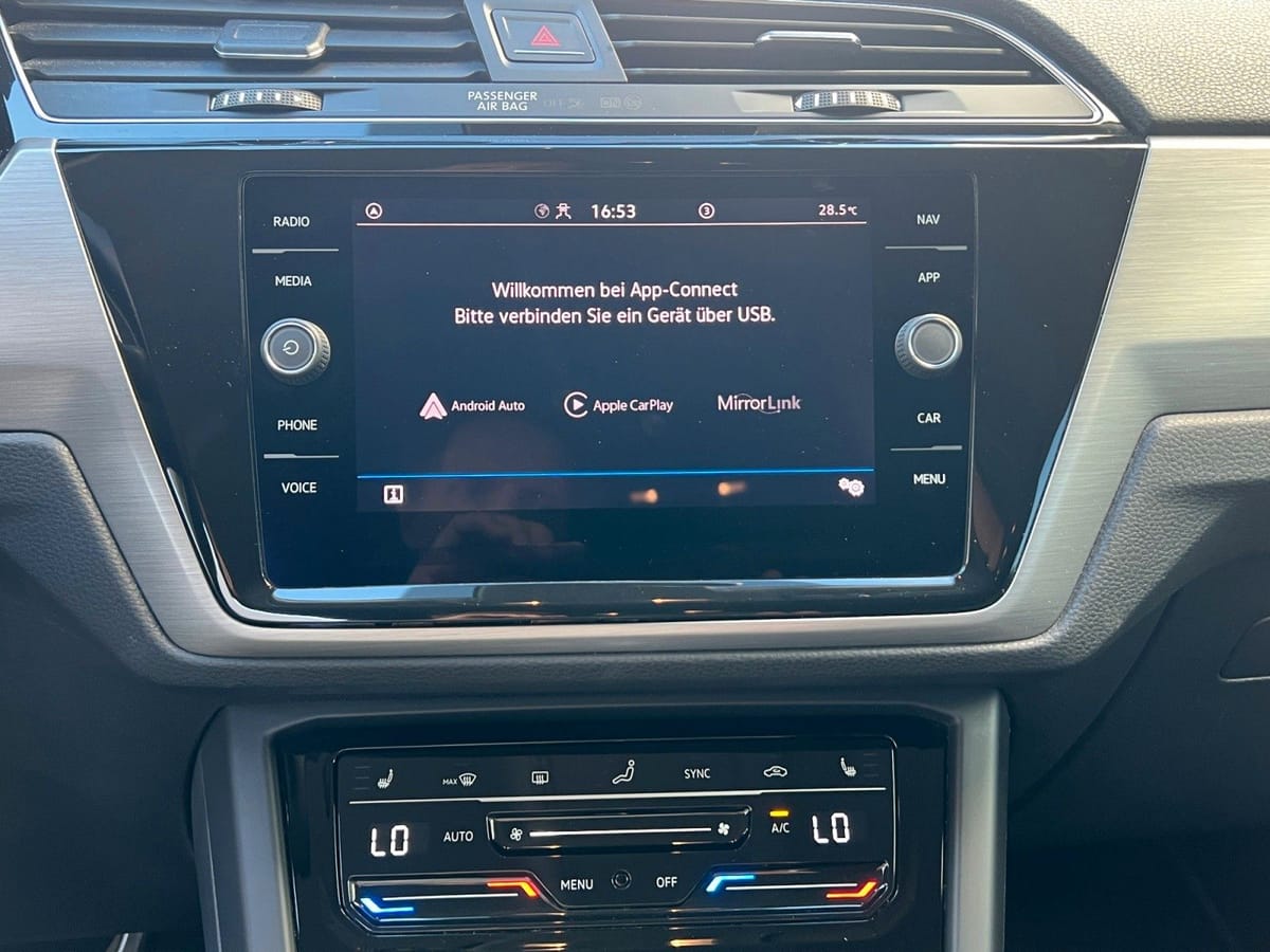 Volkswagen Touran 1.5TSI DSG 7 SITZE APP ACC LED SHZ ASSIST foto 19