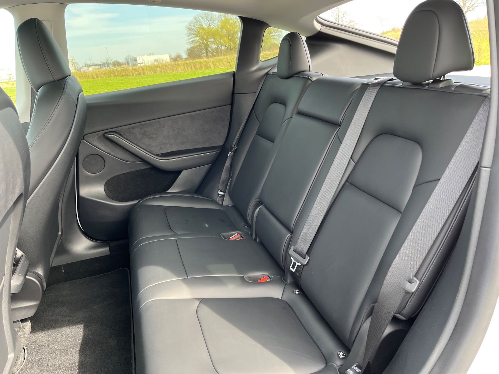 Tesla Model Y Long Range Dual Motor AWD - Garantie foto 6