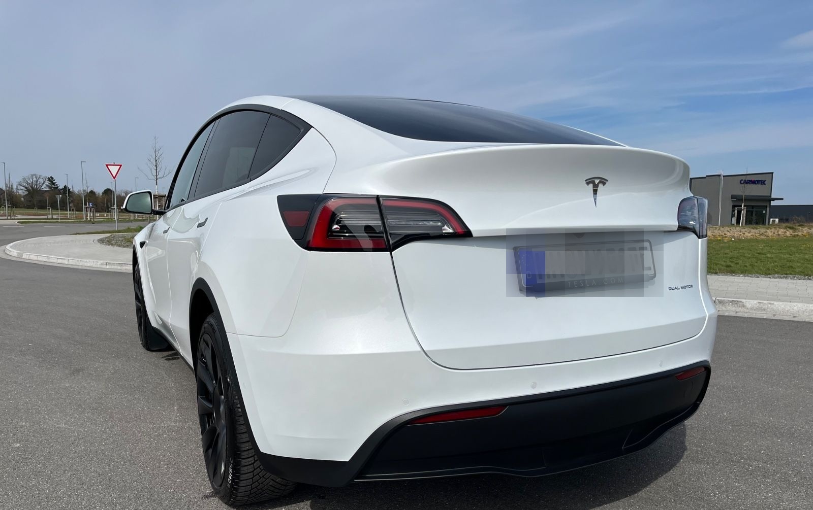 Tesla Model Y Long Range Dual Motor AWD - Garantie foto 10