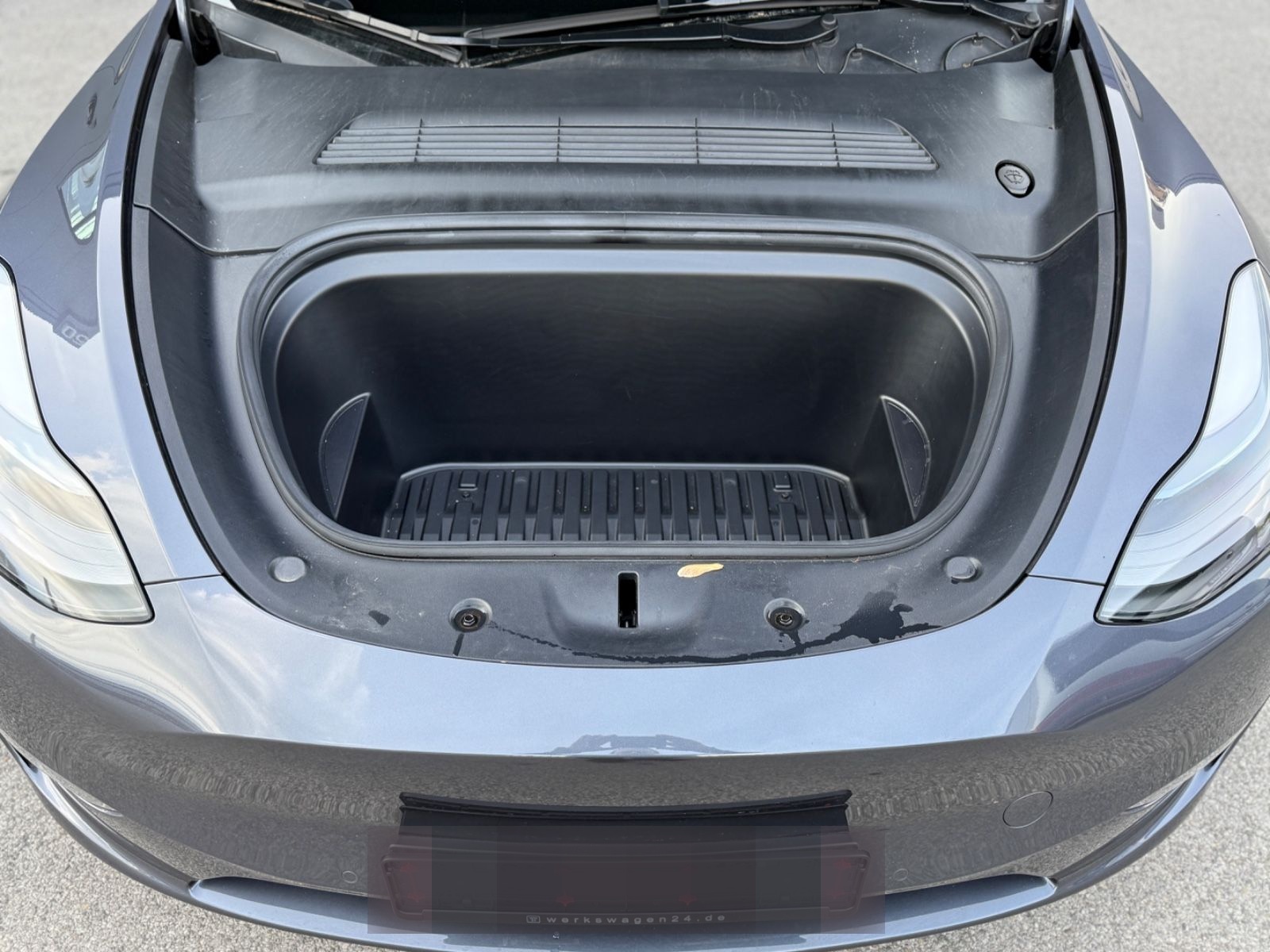 Tesla Model Y Long Range Dual AWD foto 8