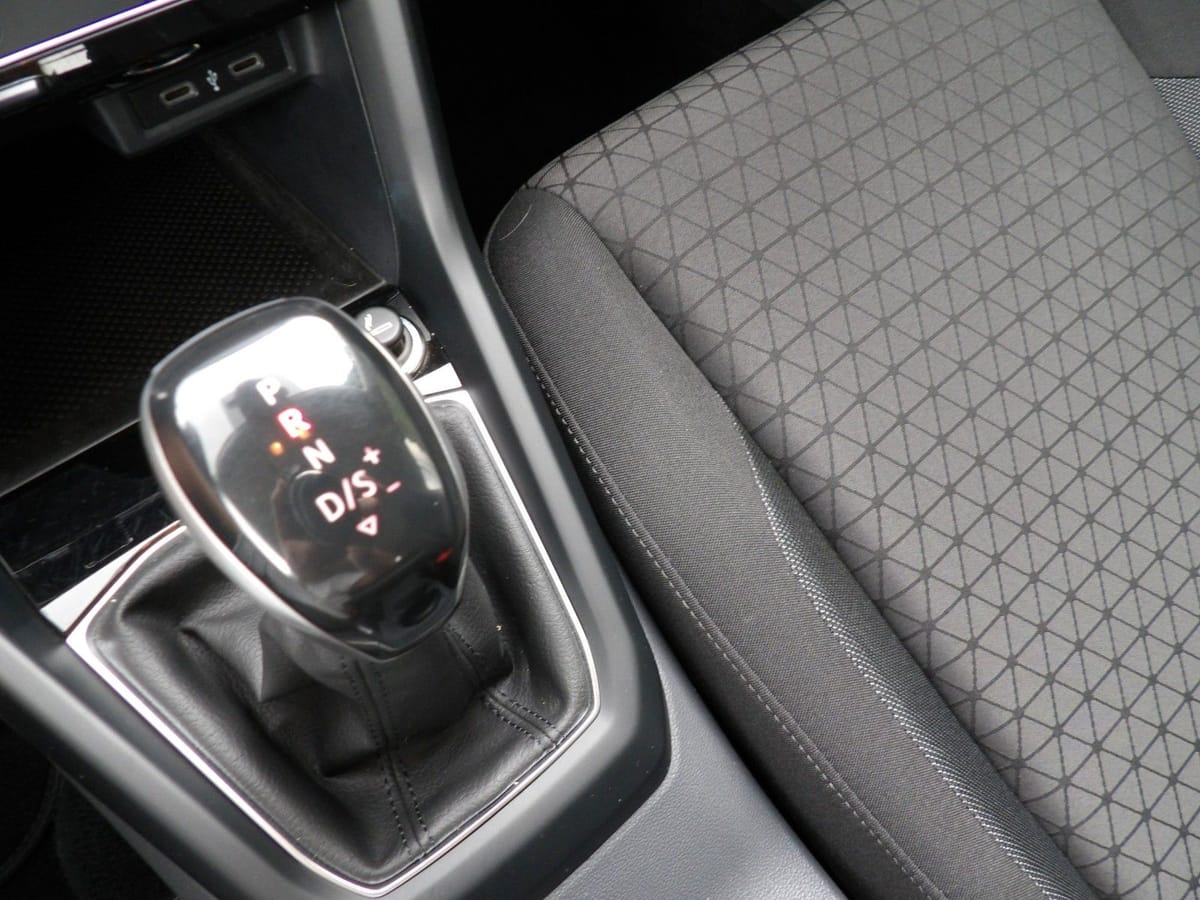 Volkswagen T-Cross Life DSG 150PS Rückfahrkamera DAB+ foto 15