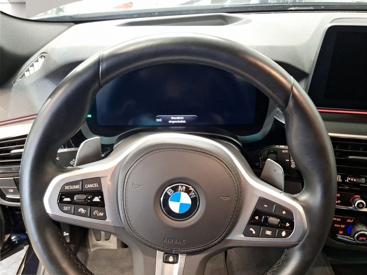 BMW 530i xDrive Touring M Sport AHK LiveCockpitProf foto 13