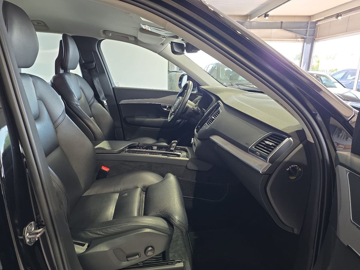 Volvo XC90 B5 (D) Momentum Pro AWD ACC BLIS Kamera LED foto 11