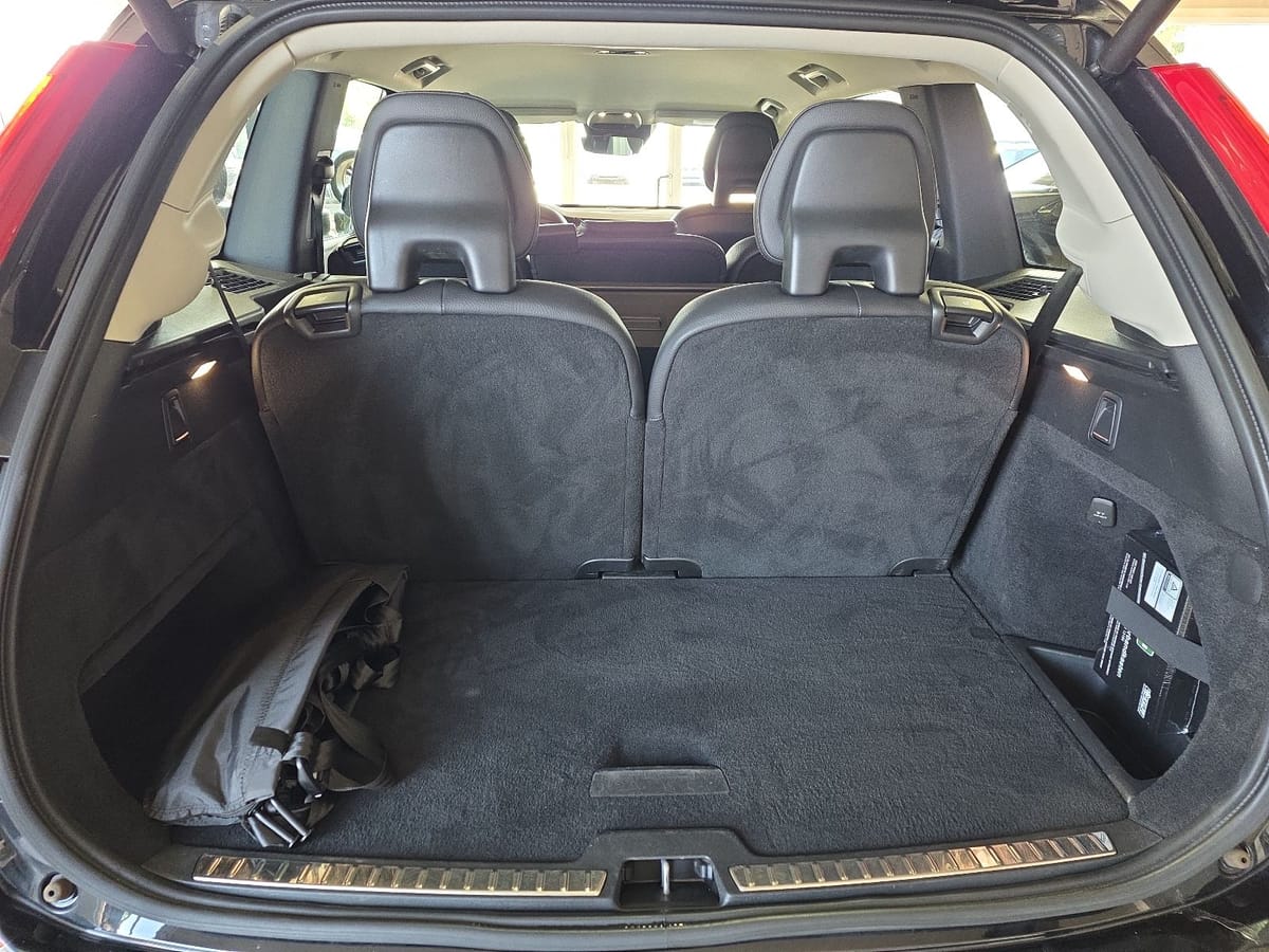 Volvo XC90 B5 (D) Momentum Pro AWD ACC BLIS Kamera LED foto 14