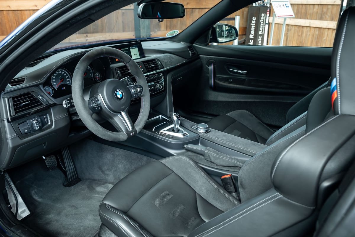 BMW M4 CS Carbon HuD LED 1. Hand BRD foto 8