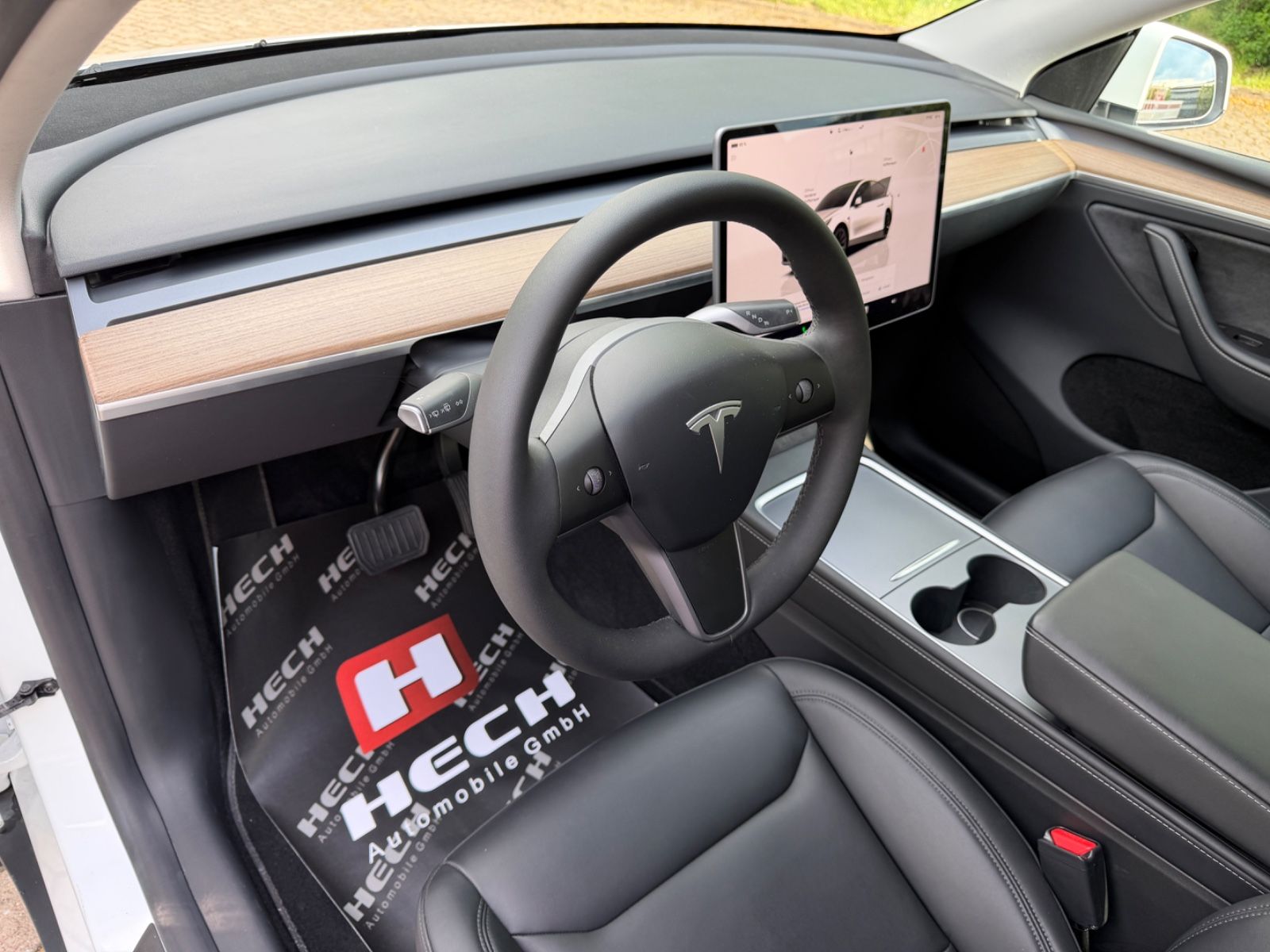 Tesla Model Y Standard Range RWD 96% SOH foto 13