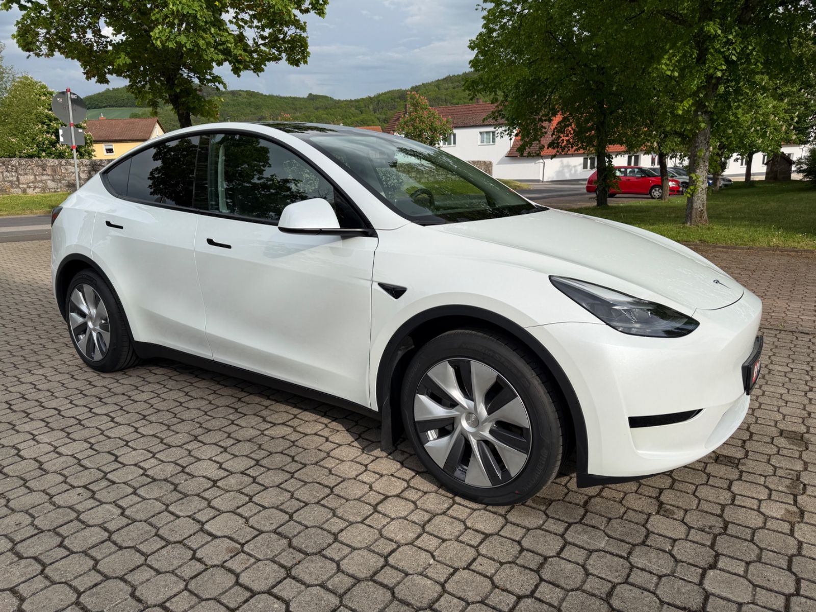 Tesla Model Y Standard Range RWD 96% SOH foto 3