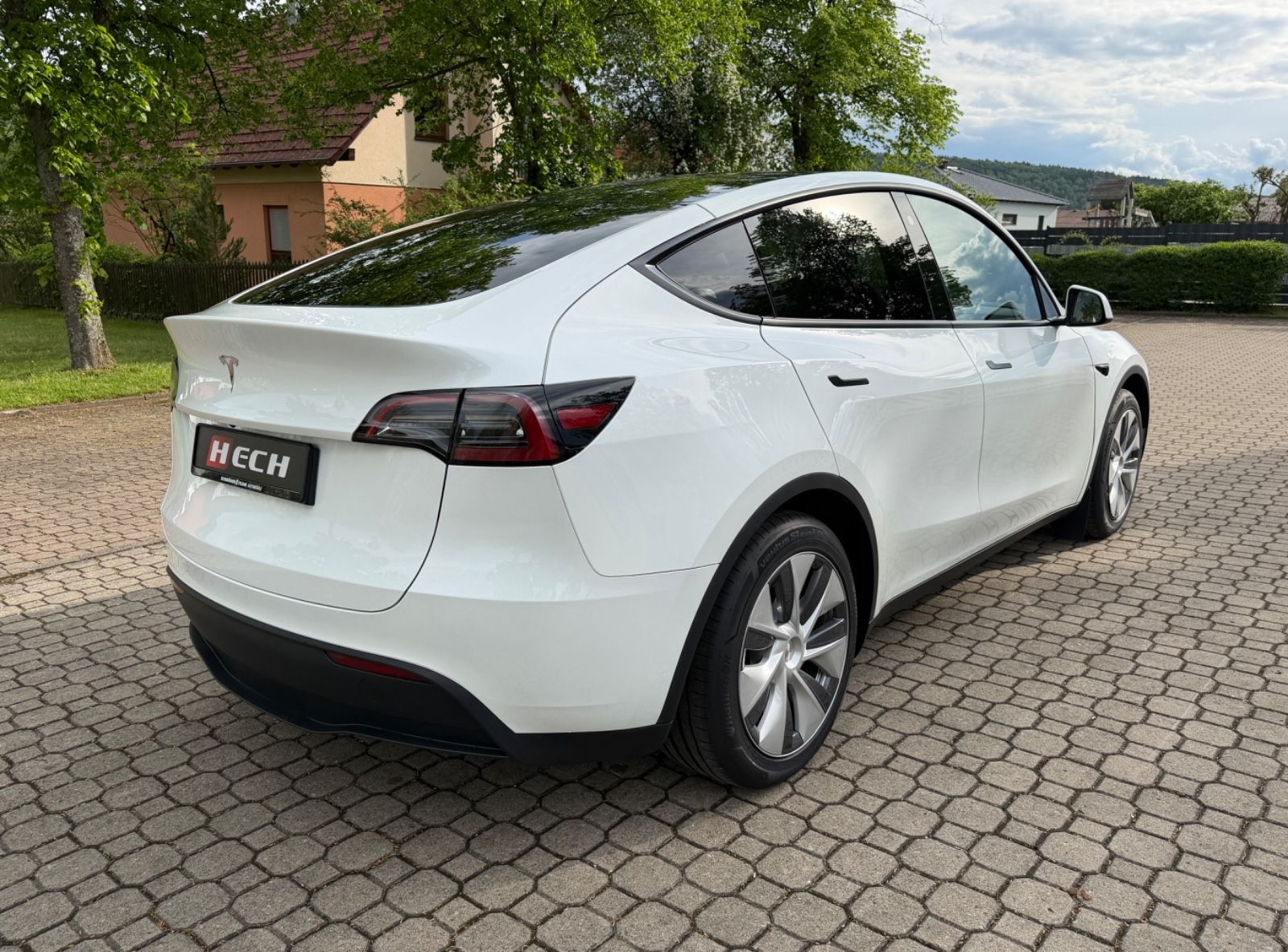 Tesla Model Y Standard Range RWD 96% SOH foto 6
