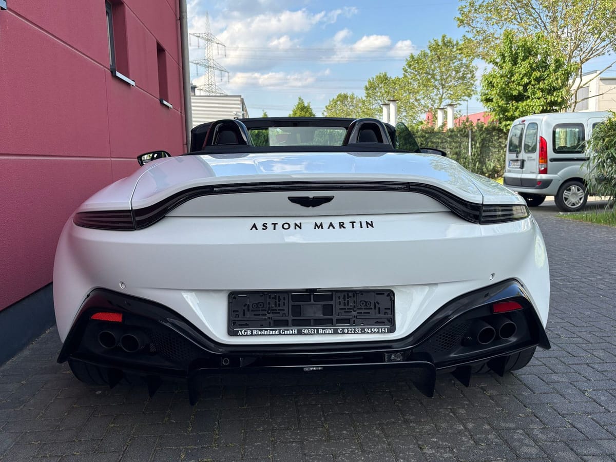 Aston Martin V8 VANTAGE ROADSTER F1-EDITION CARBON NAVI 1HAND foto 11