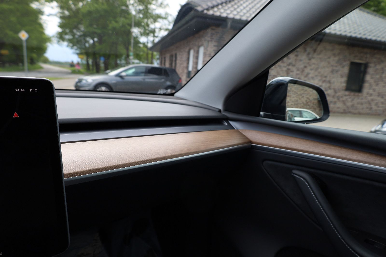 Tesla Model Y Long Range Dual AWD foto 14