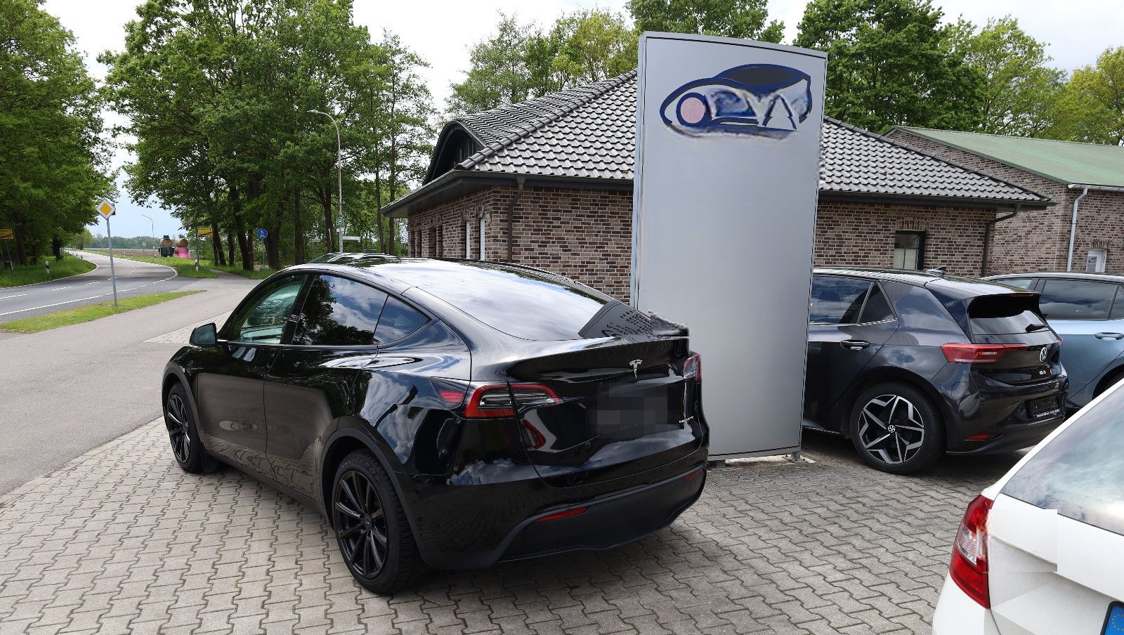 Tesla Model Y Long Range Dual AWD foto 4