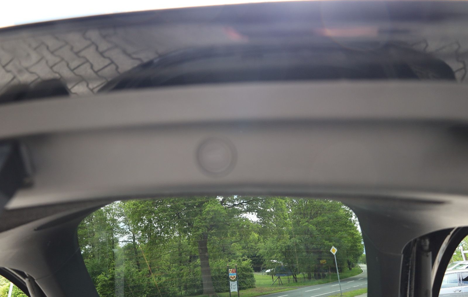Tesla Model Y Long Range Dual AWD foto 9