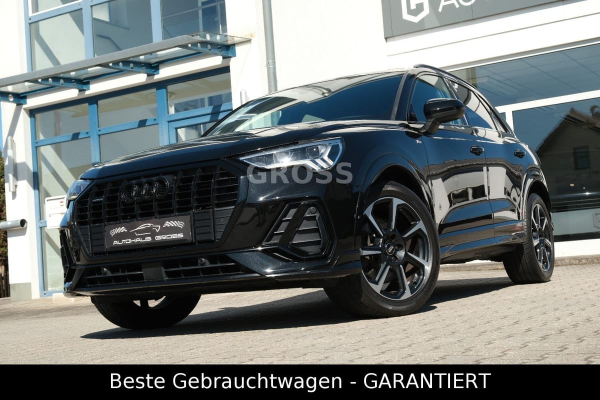 Audi Q3 40 TDI quattro S tronic 3xS-Line MATRIX VC foto 2