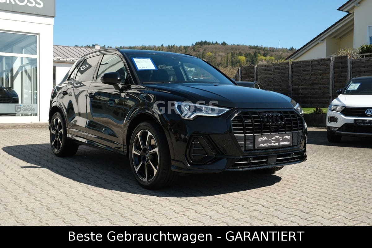 Audi Q3 40 TDI quattro S tronic 3xS-Line MATRIX VC foto 5