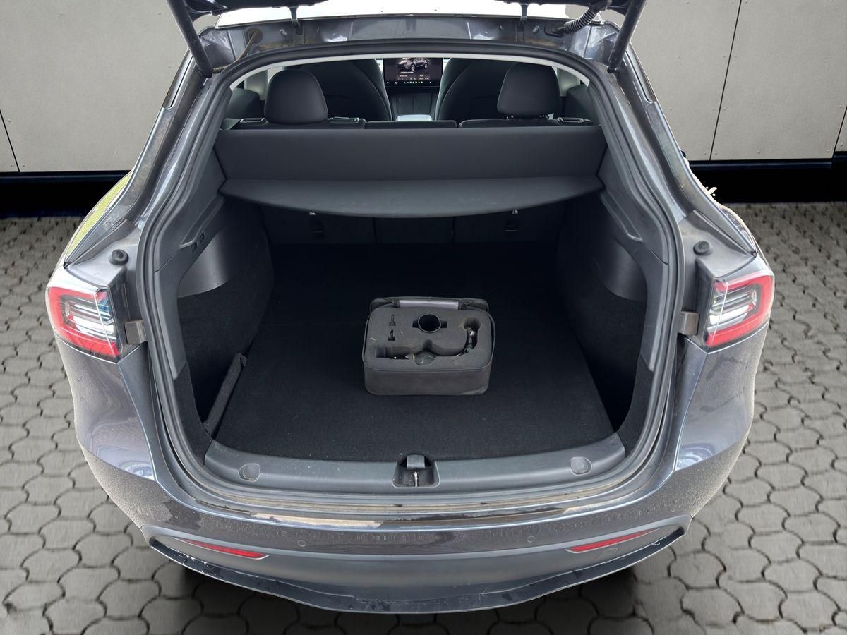Tesla Model Y LongRange Dual AWD 75kWh EAP AHK Pano foto 14