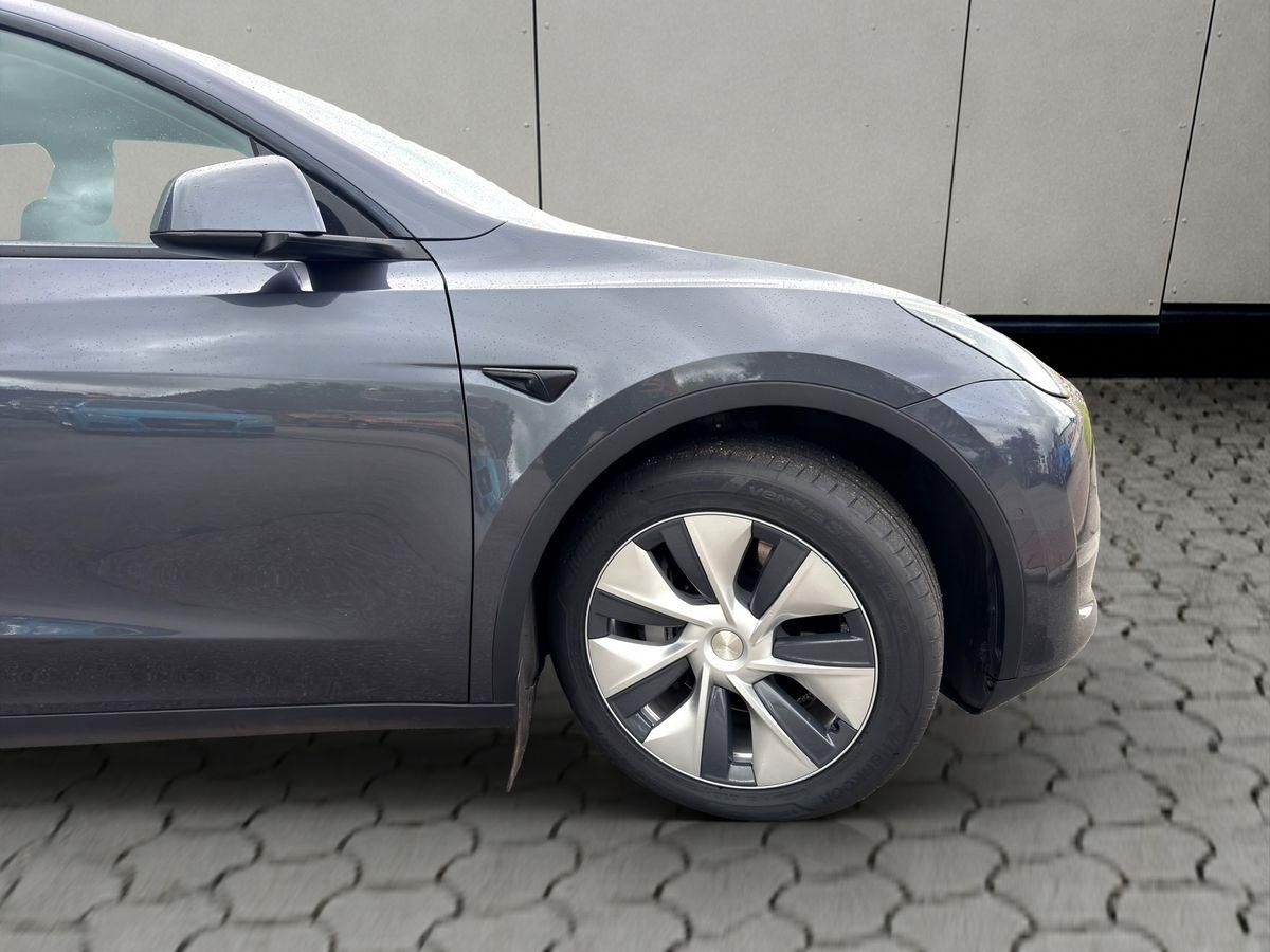 Tesla Model Y LongRange Dual AWD 75kWh EAP AHK Pano foto 7