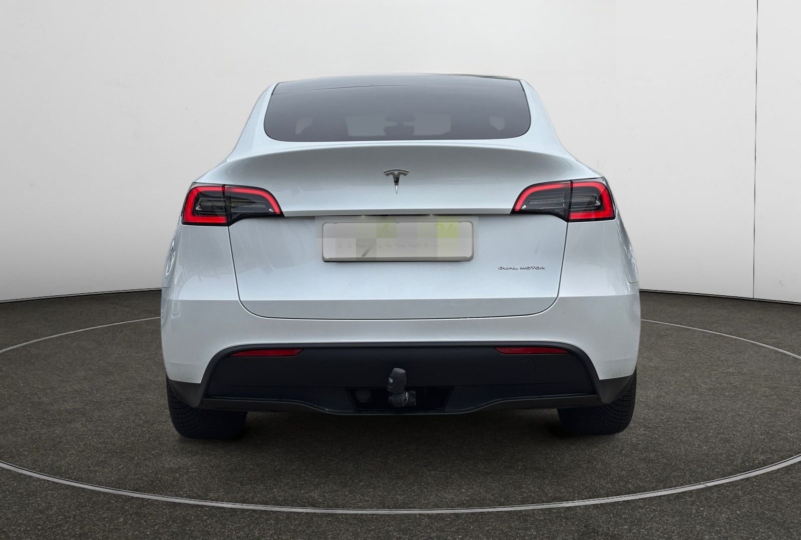 Tesla Model Y Long Range Dual AWD foto 4
