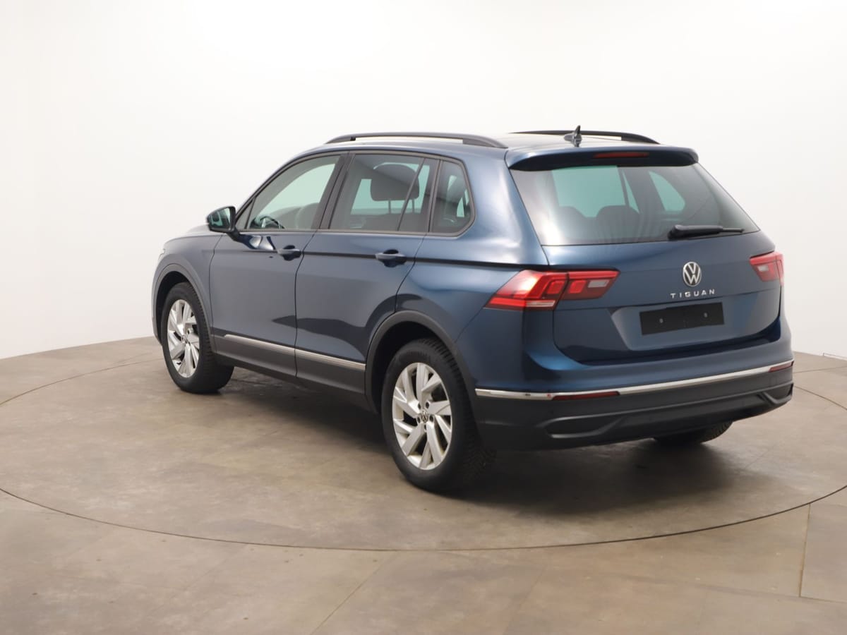 Volkswagen Tiguan Life 1.5 TSI 96kW 6-Gang 4 Türen foto 4