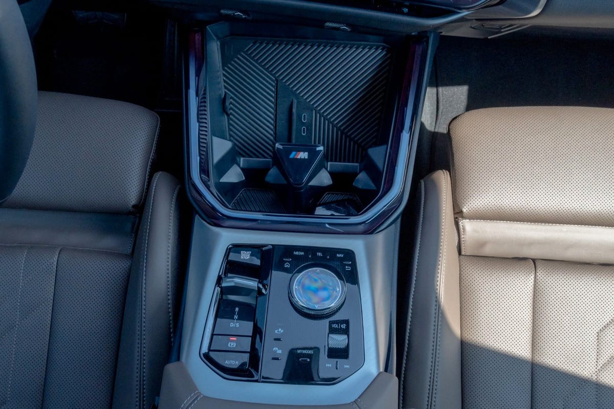 BMW X3 M50 M  INIVIDUAL DR.ASS.PLUS.LHZ.H/K.PANO foto 18