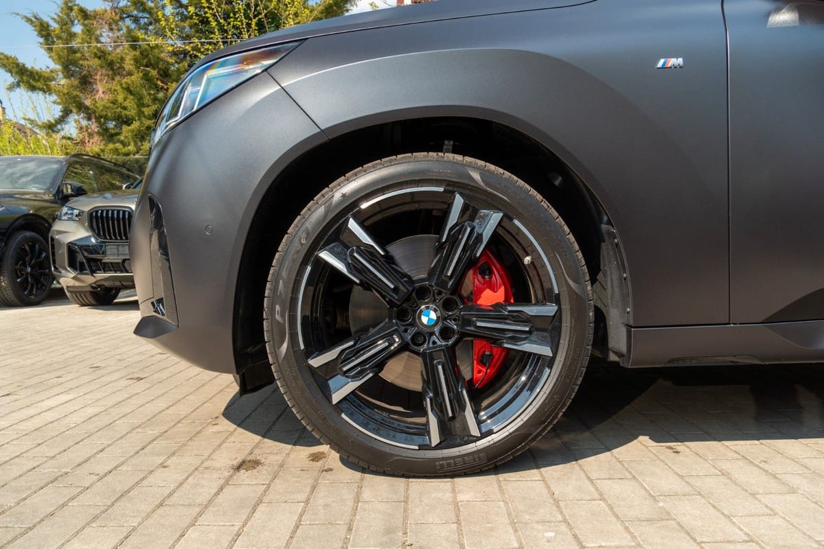 BMW X3 M50 M  INIVIDUAL DR.ASS.PLUS.LHZ.H/K.PANO foto 9